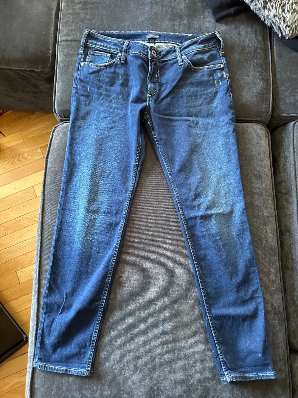 Women's Silver Brand Boyfriend Jeans size 34